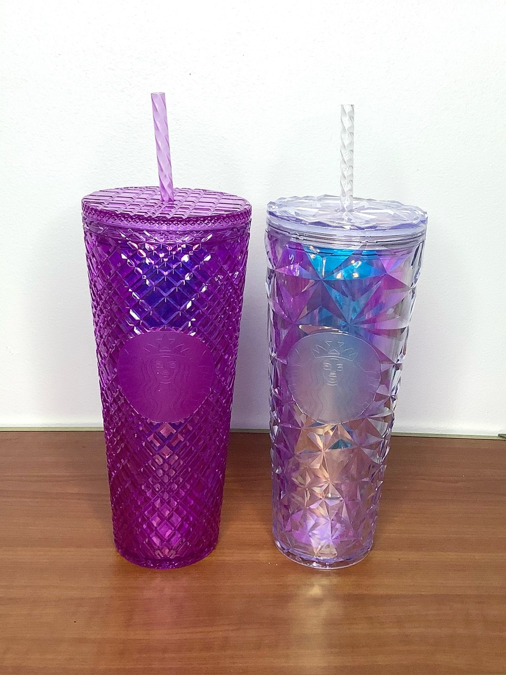 < NEW 2023 Starbucks Purple & Iridescent 24 oz. Tumbler Bundle >